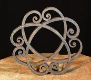 sous plat volute à noyau forgé avec Jean-Marie Corona à la sarraz