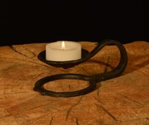 bougeoir forgé chez Fer à modeler